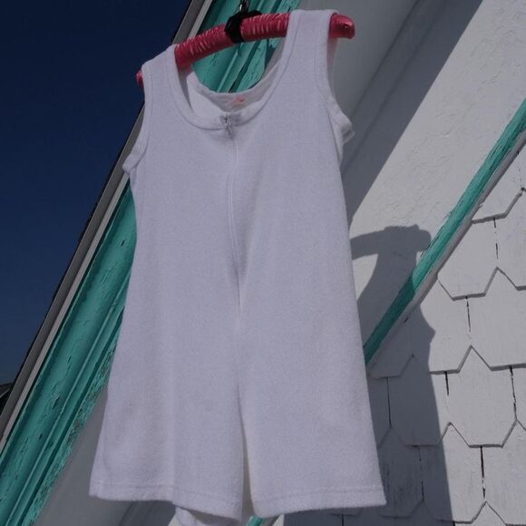 90s does 70s Venus white‎ terrycloth romper - Picture 1 of 8